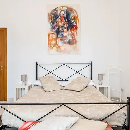 Casa de hóspedes Lia 3*