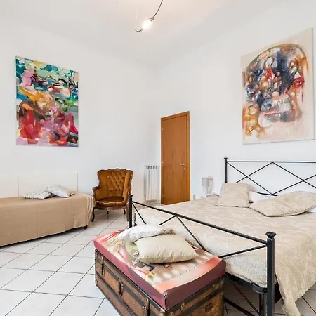 Casa de hóspedes Lia 3*