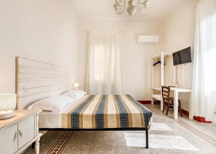 Lia Vendégház La Spezia